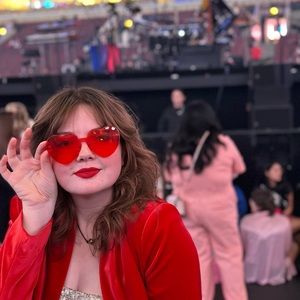 Meet your Posher, Abigayle